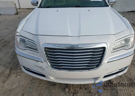 2013 Chrysler 300C Awd from USA, damaged, VIN 2C3CCAKT8DH645258